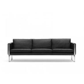 Hans Wegner CH103 Sofa